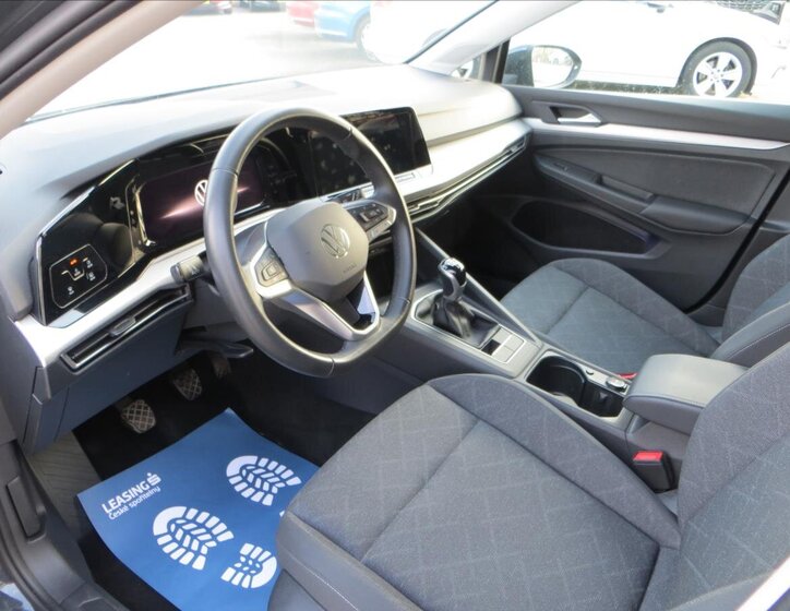 Volkswagen Golf Kombi 1,5 l 96 kw