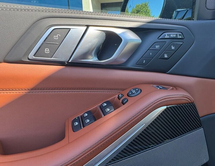 BMW X7 SUV / Terénní 3,0 l 250 kw