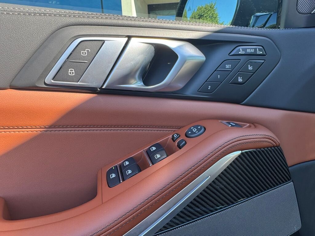 BMW X7 SUV / Terénní 3,0 l 250 kw