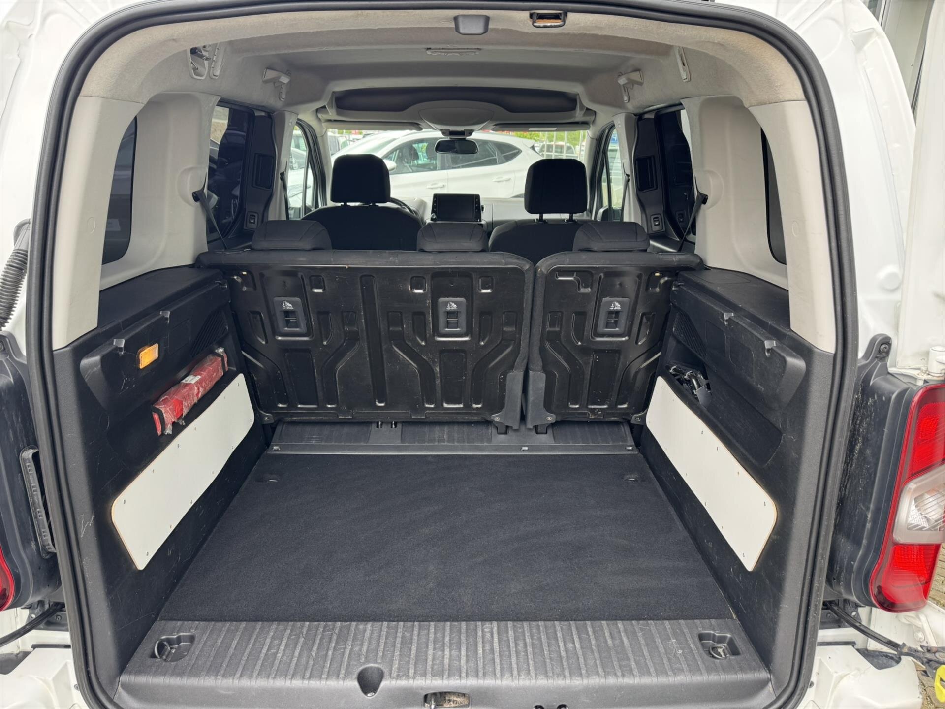 Opel Combo MPV 1,5 l 96 kw