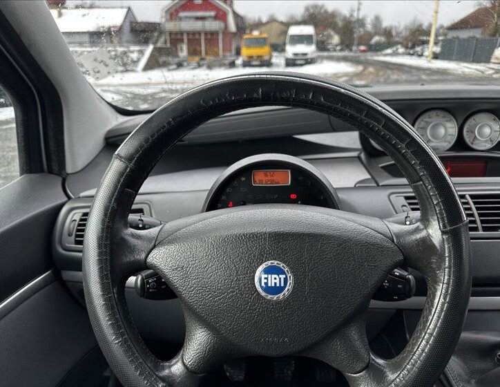 Fiat Ulysse MPV 2,0 l 100 kw