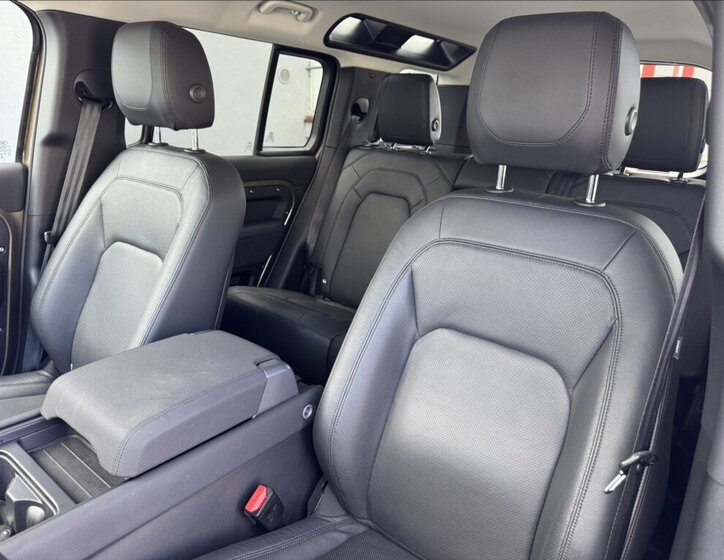 Land Rover Defender SUV / Terénní 3,0 l 221 kw