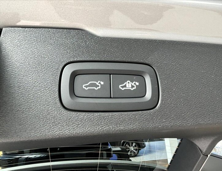 Volvo V60 Kombi 2,0 l 145 kw