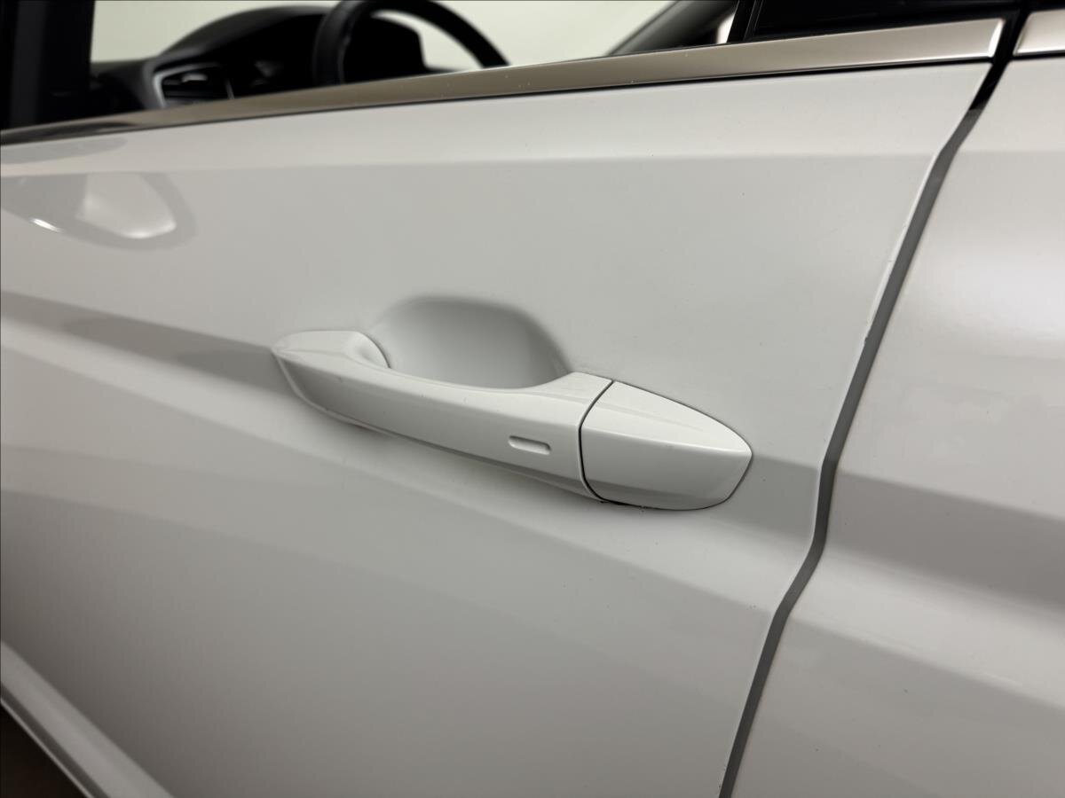 Volkswagen Touran MPV 2,0 l 140 kw