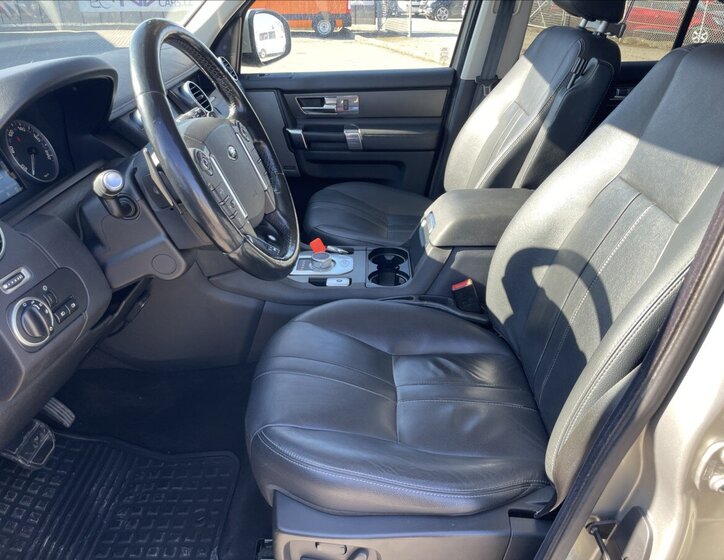 Land Rover Discovery SUV / Terénní 3,0 l 188 kw