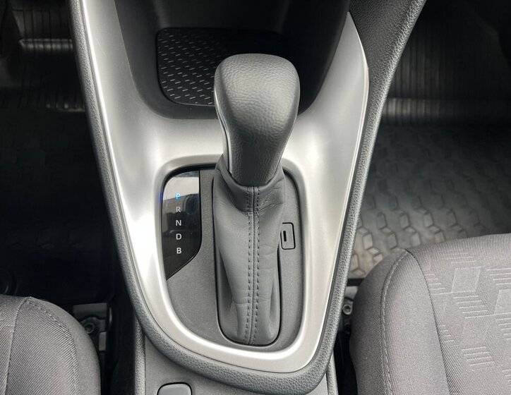 Toyota Yaris Hatchback 1,5 l 68 kw