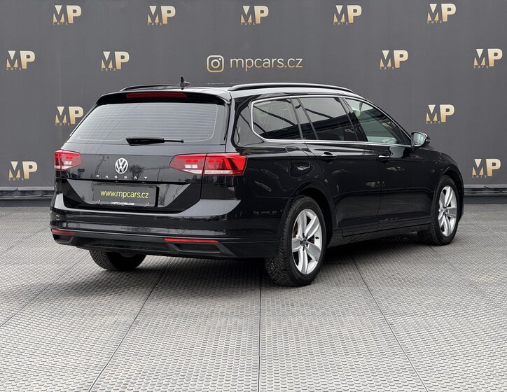 Volkswagen Passat Kombi 2,0 l 140 kw