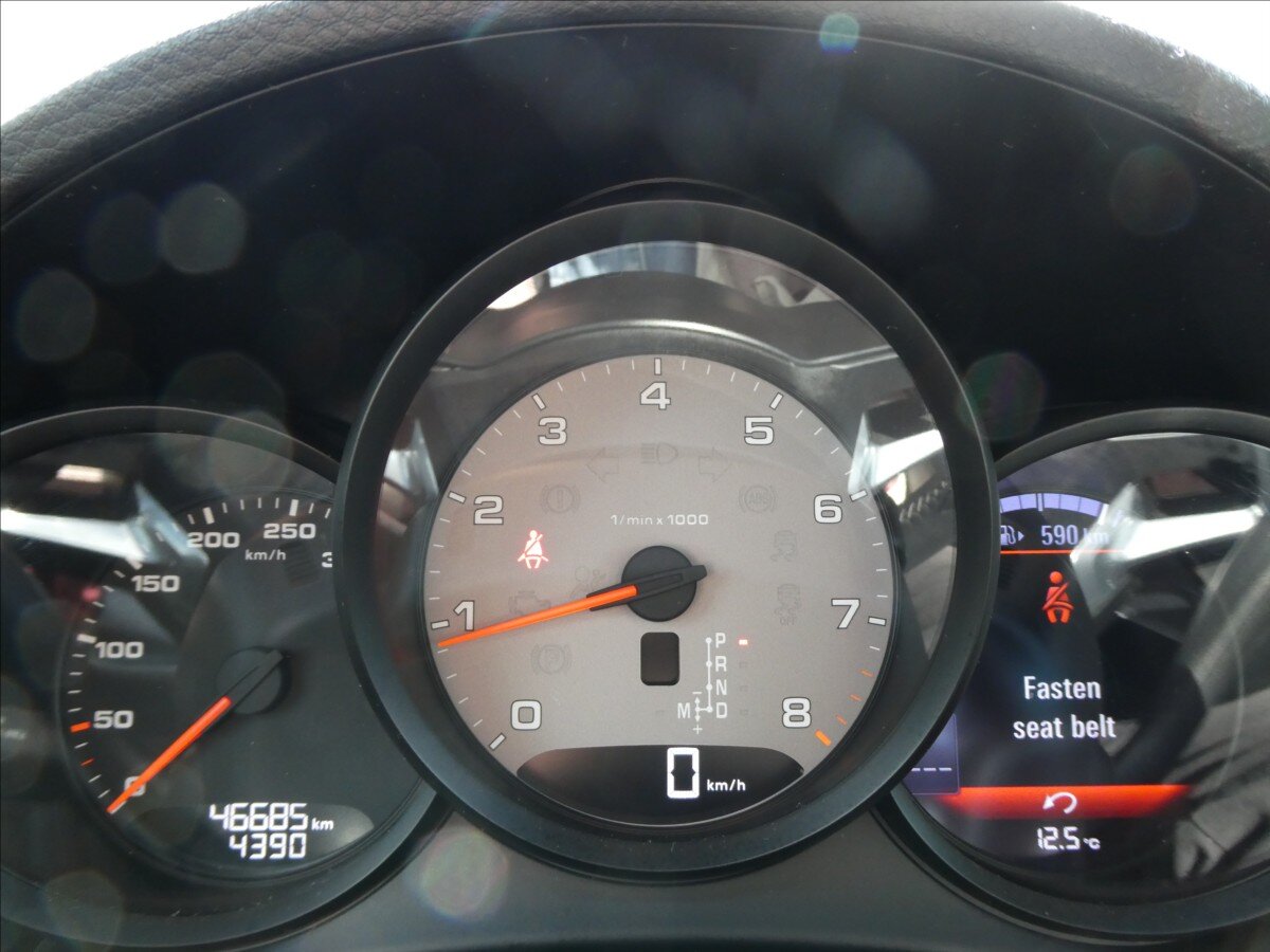 Porsche Cayman Kupé 2,5 l 257 kw