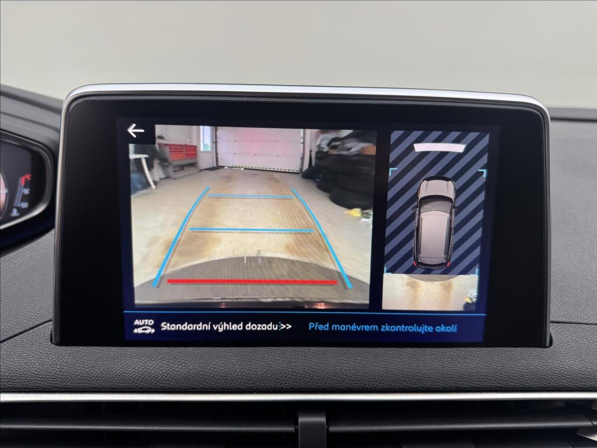 Peugeot 3008 SUV / Terénní 1,2 l 96 kw