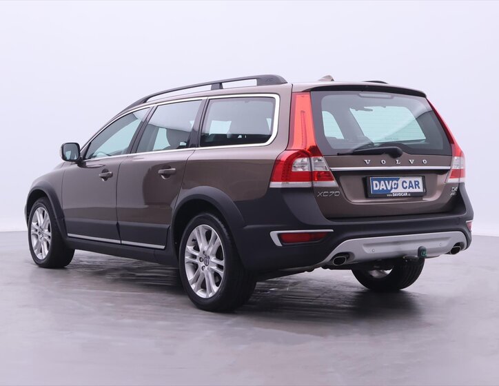 Volvo XC70 Kombi 2,4 l 133 kw