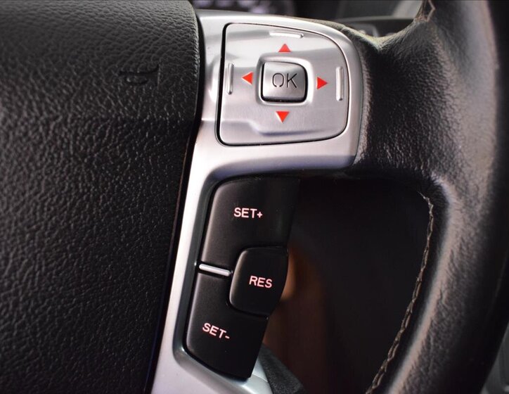 Ford Mondeo Kombi 2,0 l 107 kw