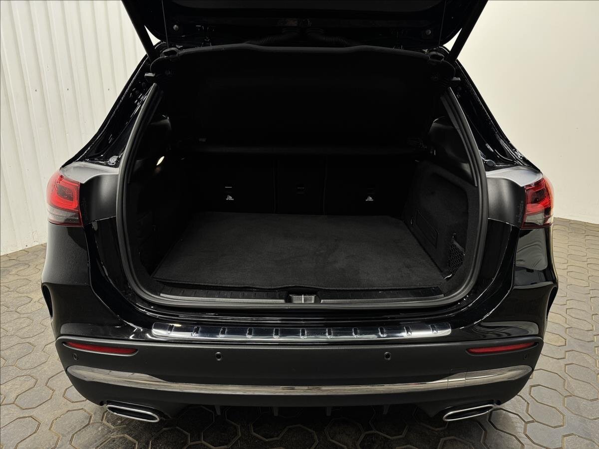Mercedes-Benz GLA SUV / Terénní 2,0 l 110 kw