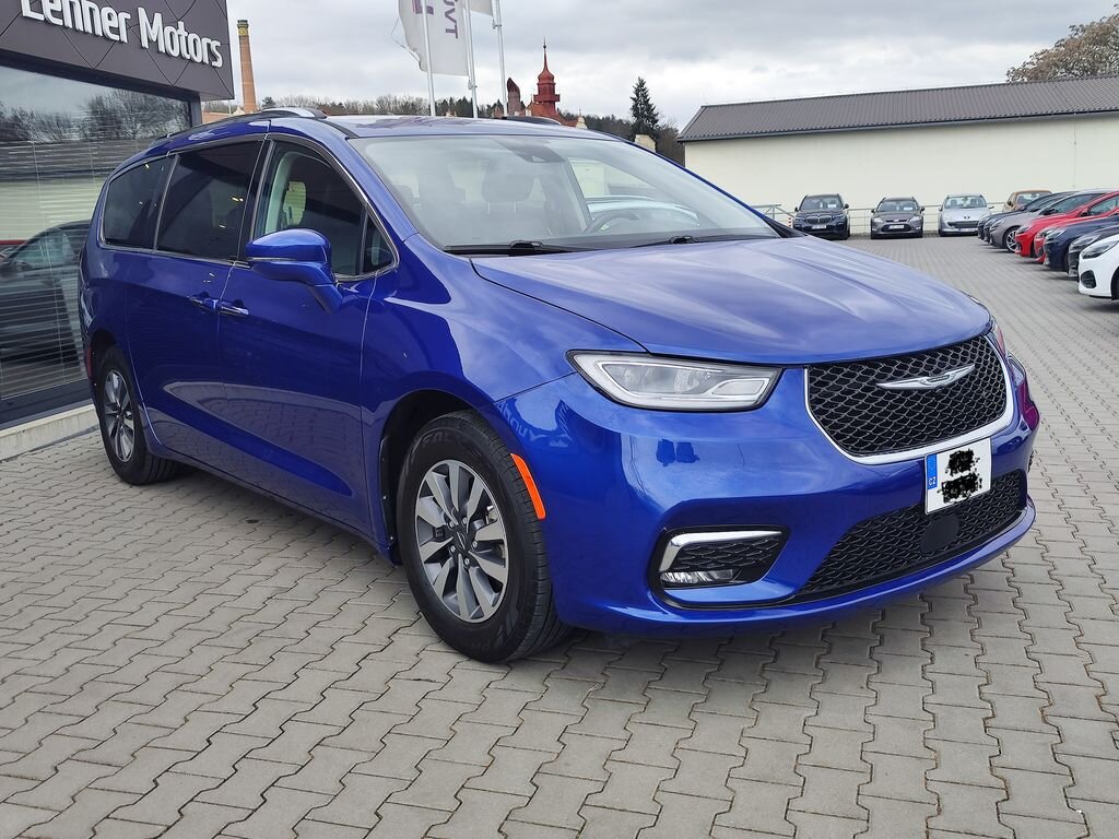 Chrysler Pacifica MPV 3,6 l 214 kw