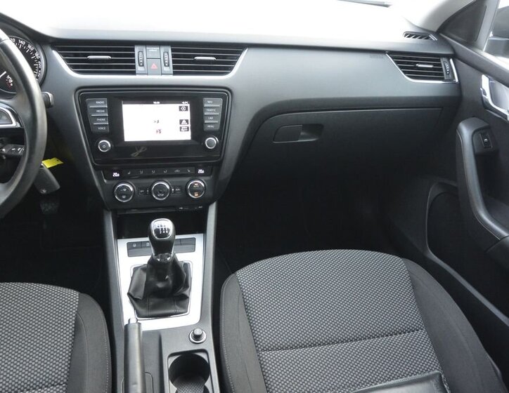 Škoda Octavia Kombi 2,0 l 110 kw