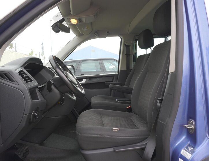 Volkswagen Caravelle 7