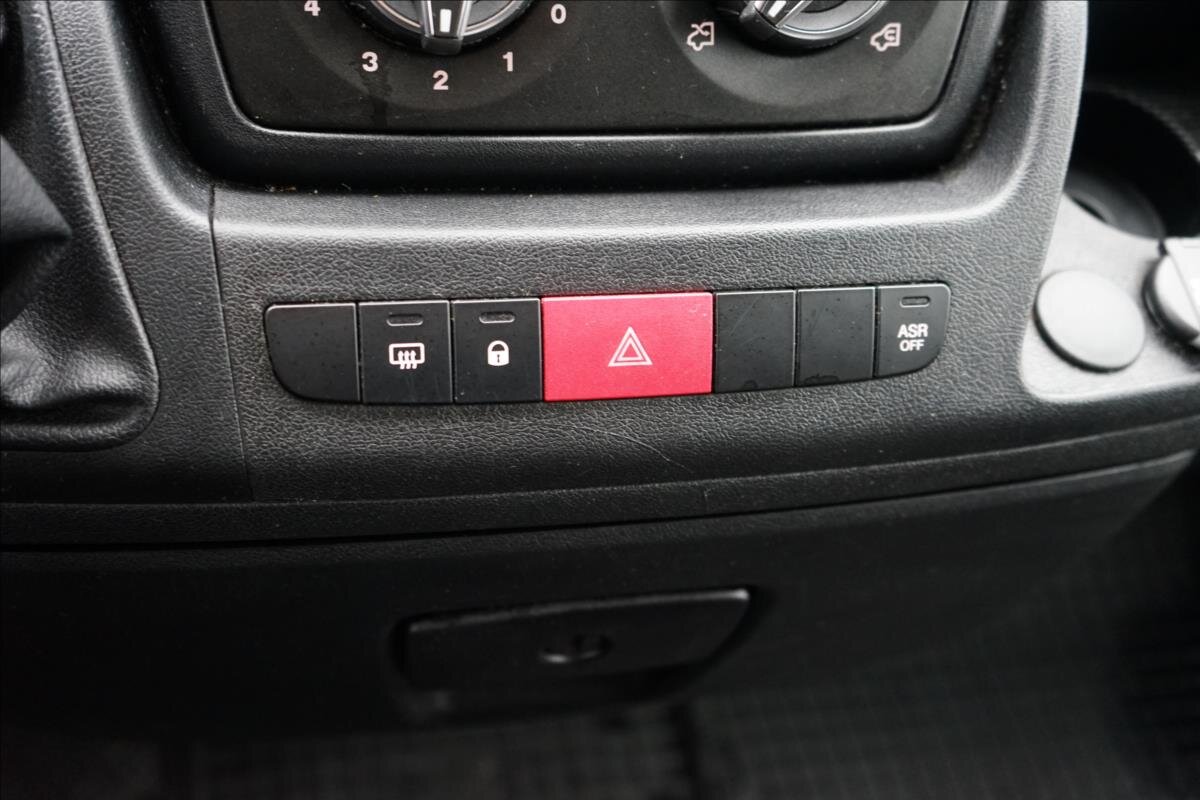 Peugeot Boxer Skříň 2,2 l 96 kw