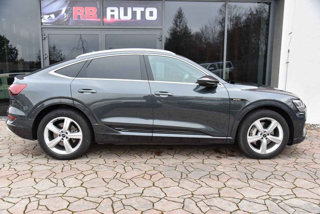 Audi e-tron SUV 0,0 300 kw
