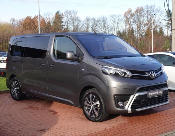 Toyota ProAce Verso 3