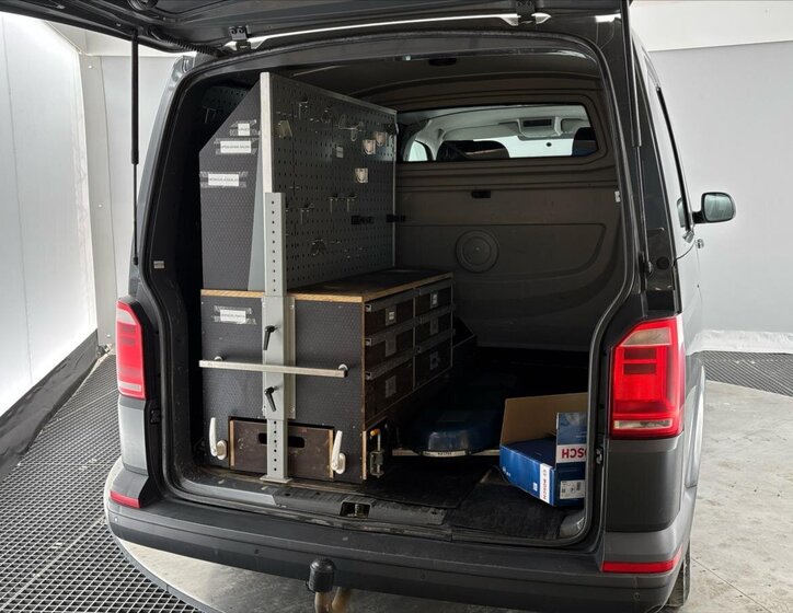 Volkswagen Transporter Kombi 2,0 l 110 kw