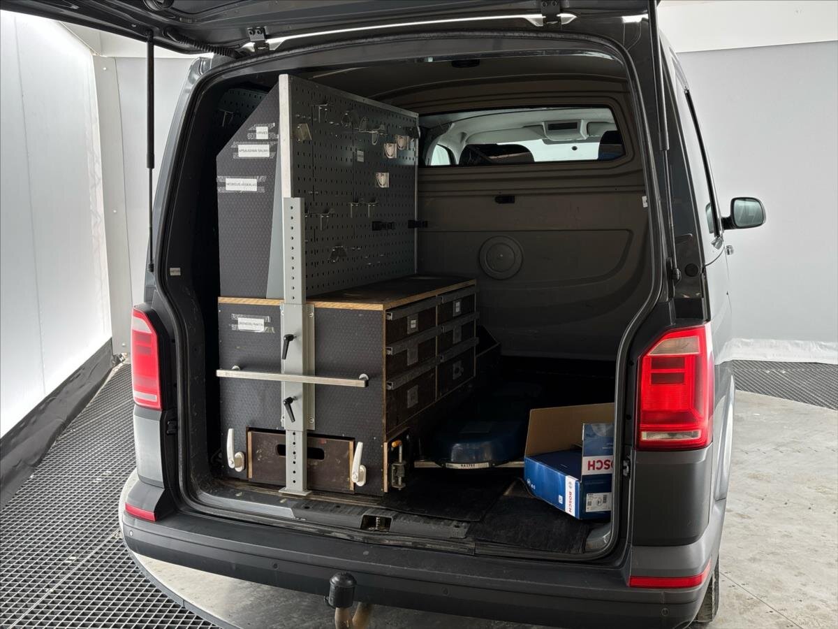 Volkswagen Transporter Kombi 2,0 l 110 kw