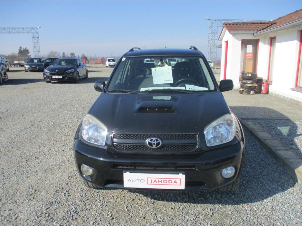 Toyota RAV4 SUV 2,0 l 85 kw