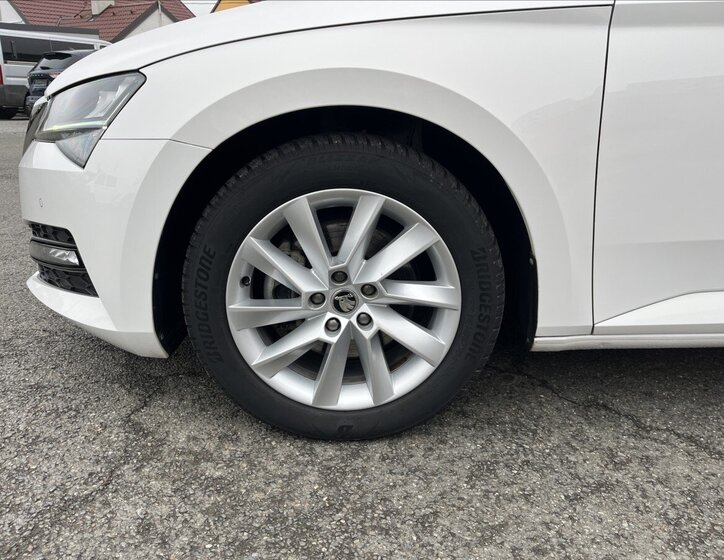 Škoda Superb Kombi 2,0 l 110 kw