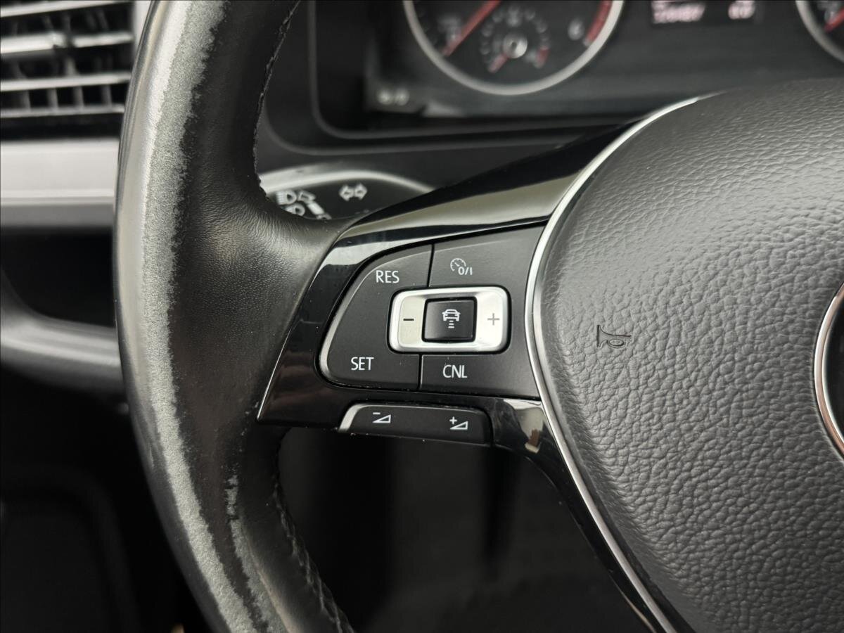 Volkswagen Caravelle Kombi 2,0 l 110 kw