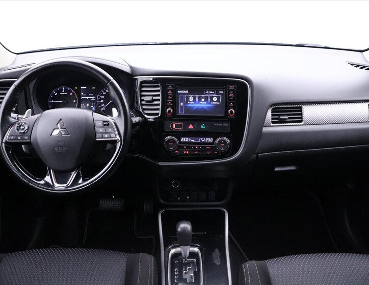 Mitsubishi Outlander 34