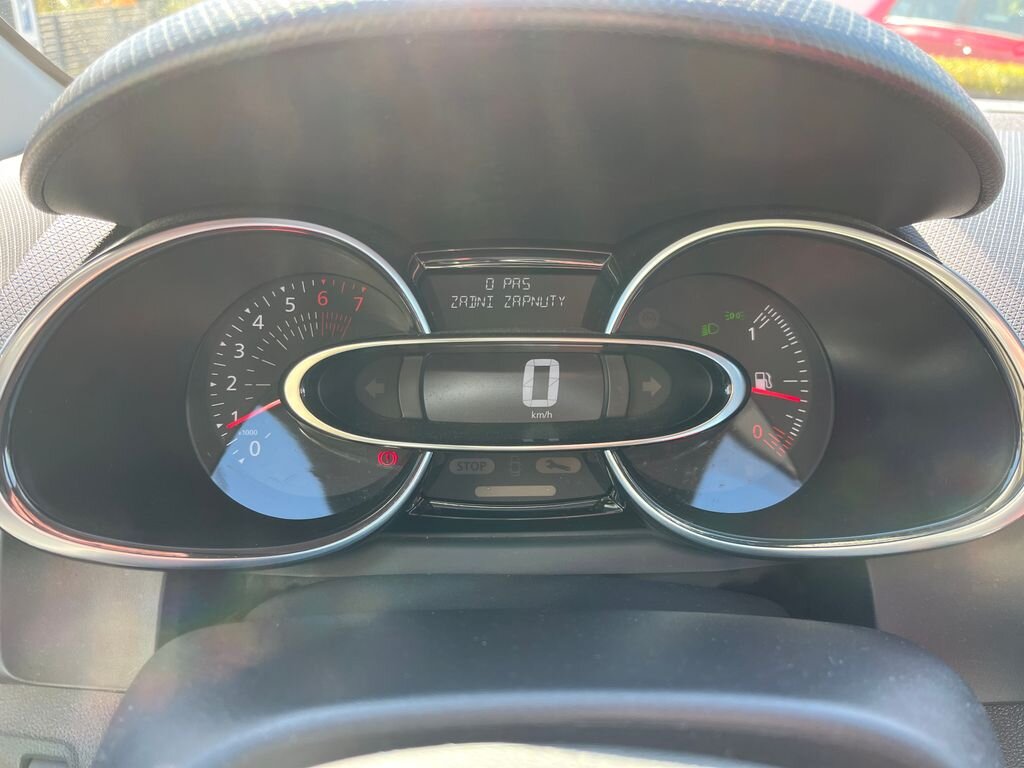 Renault Clio Kombi 1,1 l 54 kw