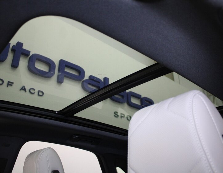 DS Automobiles DS7 Crossback SUV 1,6 l 221 kw