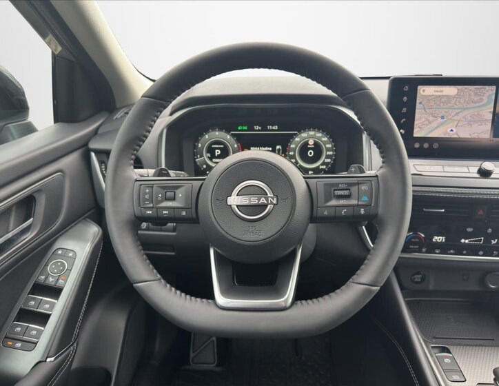 Nissan Qashqai SUV / Terénní 1,3 l 116 kw