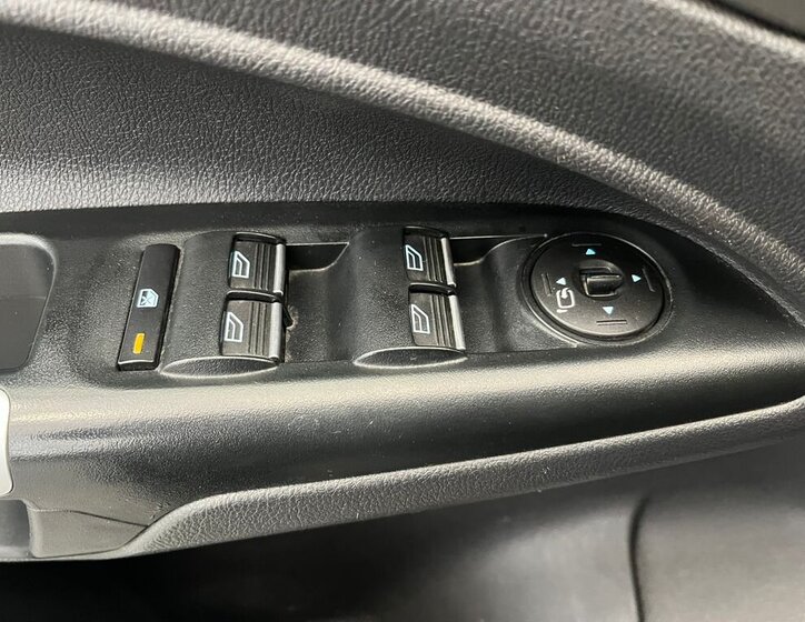 Ford Tourneo Connect MPV 1,5 l 88 kw