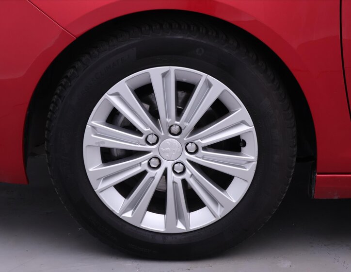 Peugeot 308 Kombi 1,2 l 96 kw