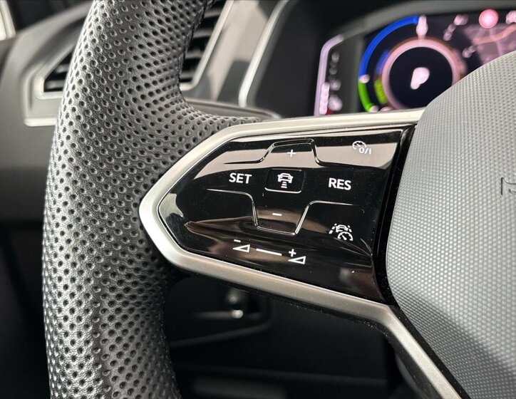 Volkswagen Tiguan SUV / Terénní 1,4 l 110 kw