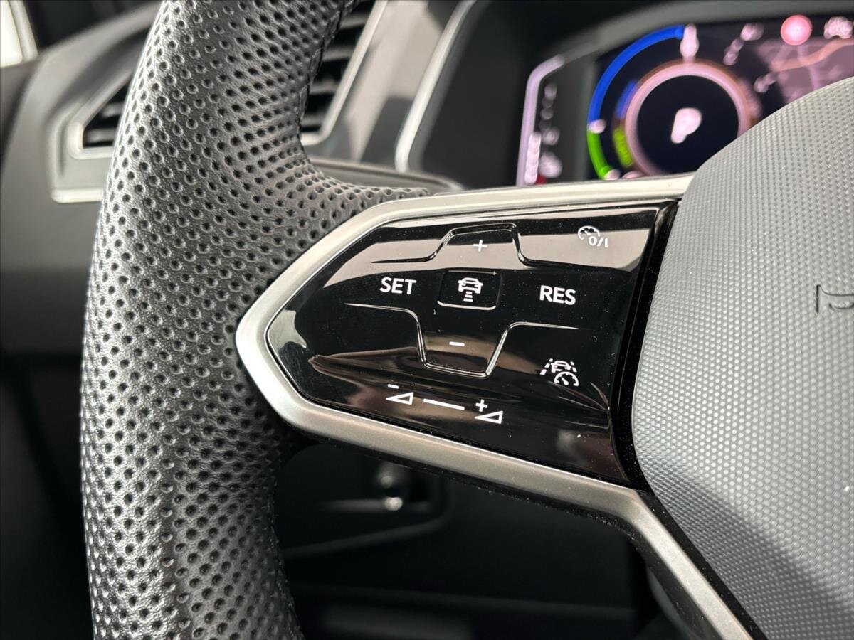 Volkswagen Tiguan SUV / Terénní 1,4 l 110 kw