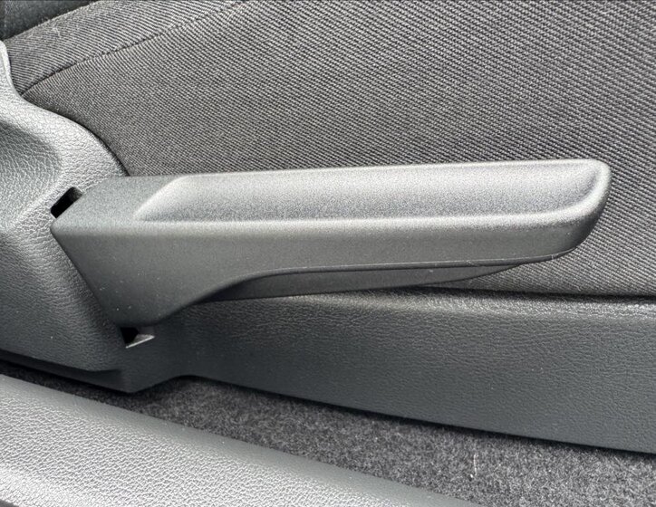 Škoda Rapid Hatchback 999,0 70 kw