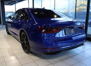 Audi A8 2