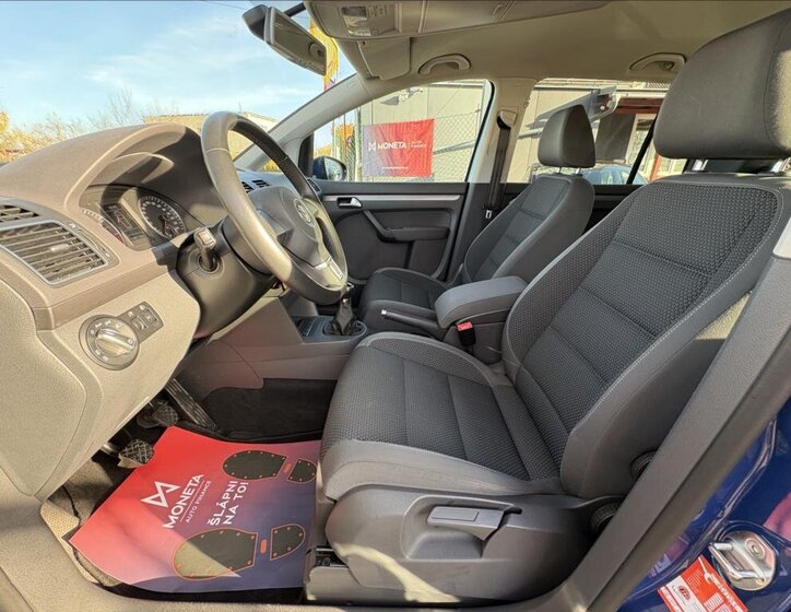 Volkswagen Touran 16