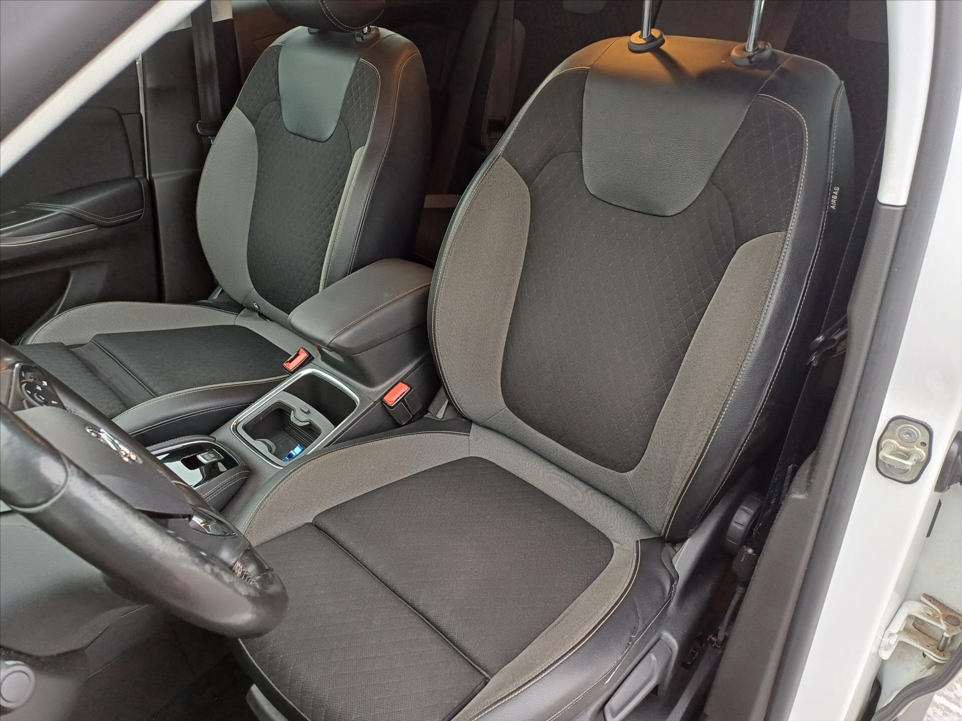 Opel Grandland Ostatní 2,0 l 130 kw