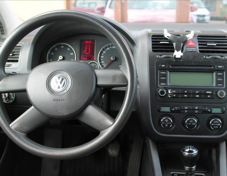 Volkswagen Golf 10