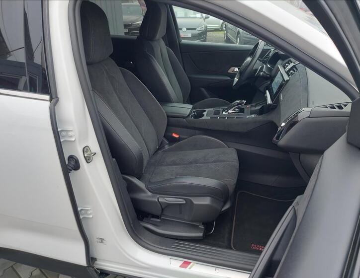 DS Automobiles DS7 Crossback 18