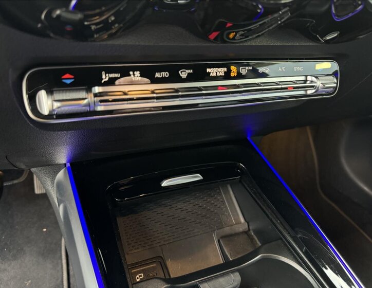 Mercedes-Benz GLB SUV 1,3 l 120 kw