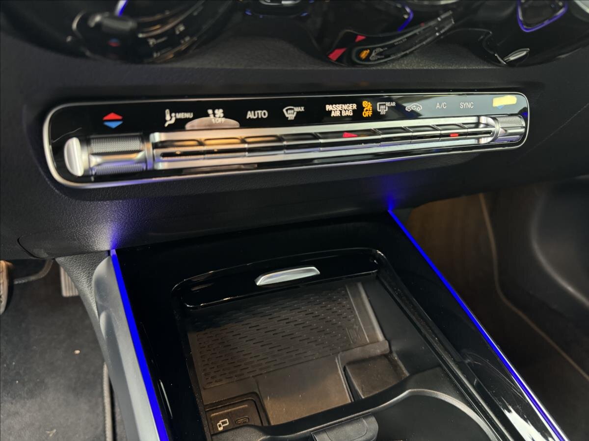 Mercedes-Benz GLB SUV 1,3 l 120 kw