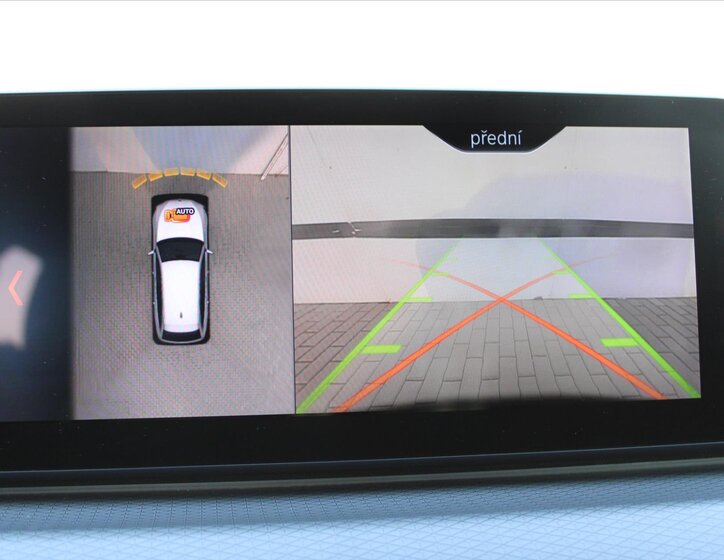 BMW Řada 5 Kombi 3,0 l 195 kw