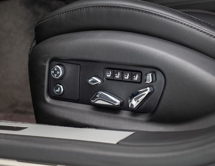 Bentley Flying Spur 9