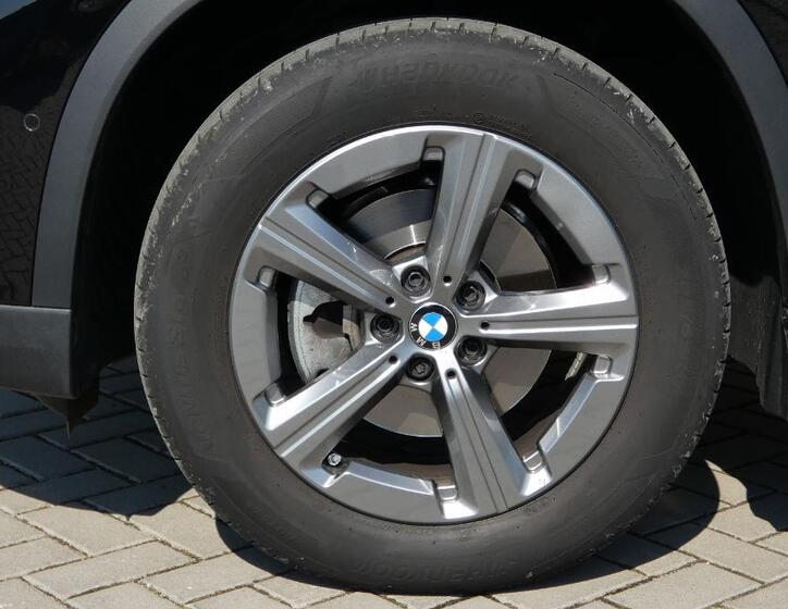 BMW X1 21
