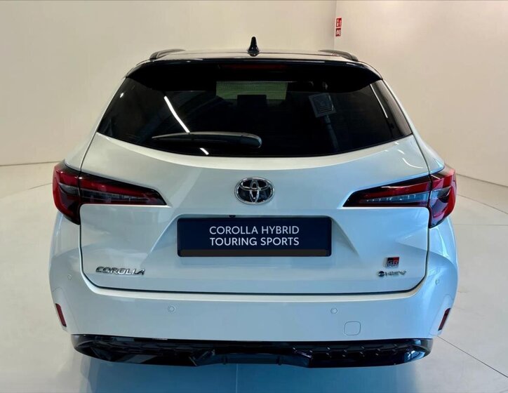 Toyota Corolla Kombi 2,0 l 112 kw