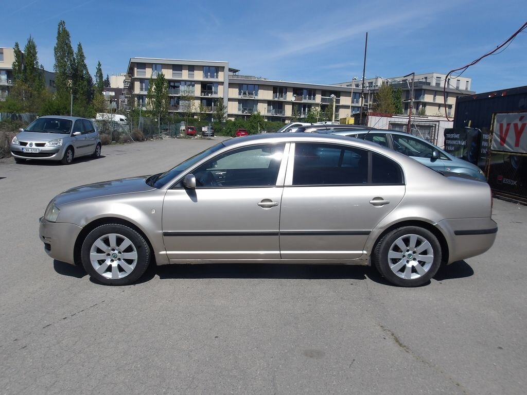 Škoda Superb Sedan / Limuzína 1,9 l 96 kw