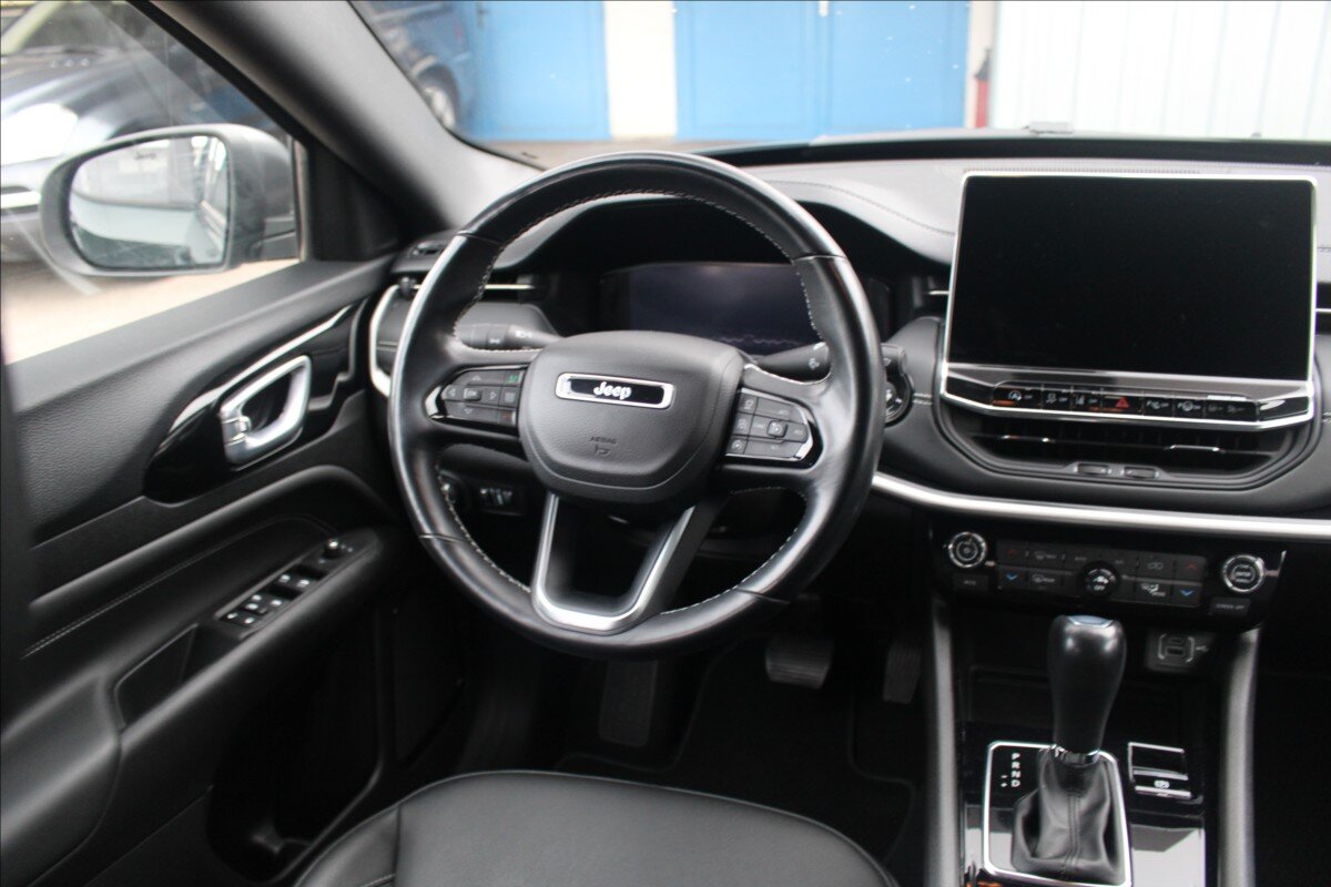 Jeep Compass SUV 1,3 l 110 kw