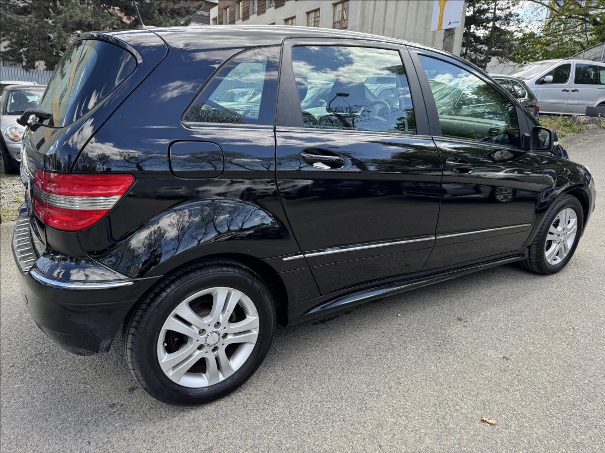 Mercedes-Benz Třídy B Hatchback 2,0 l 103 kw